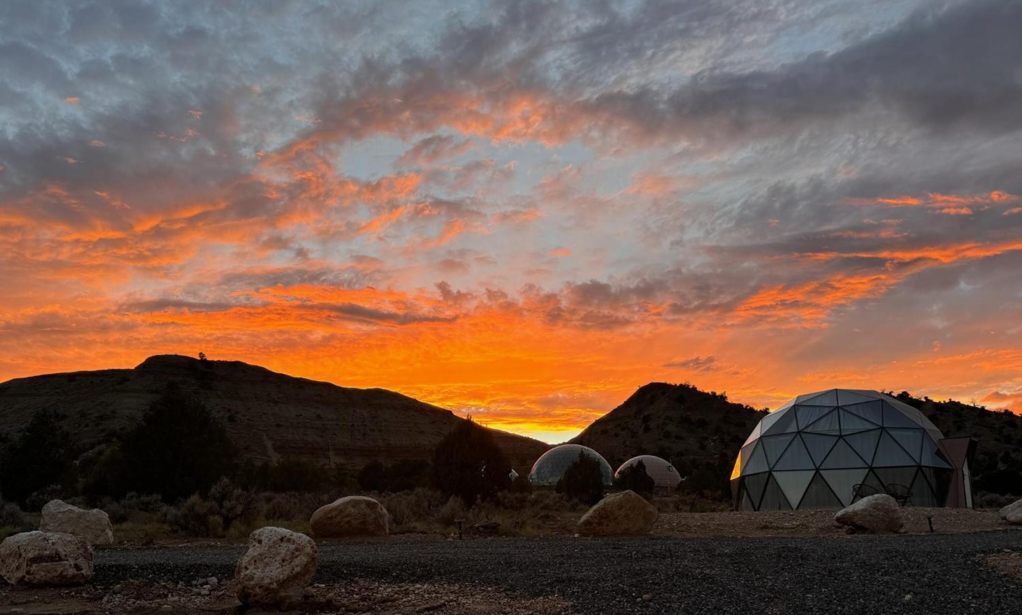 קנונוויל Clear Sky Resorts - Bryce Canyon - Unique Stargazing Domes מראה חיצוני תמונה